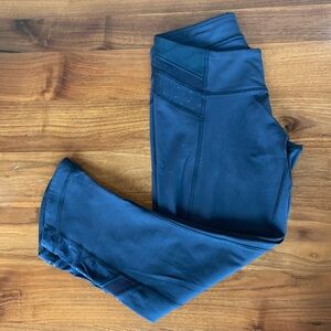 Gently used Lululemon size 4 crop leggings